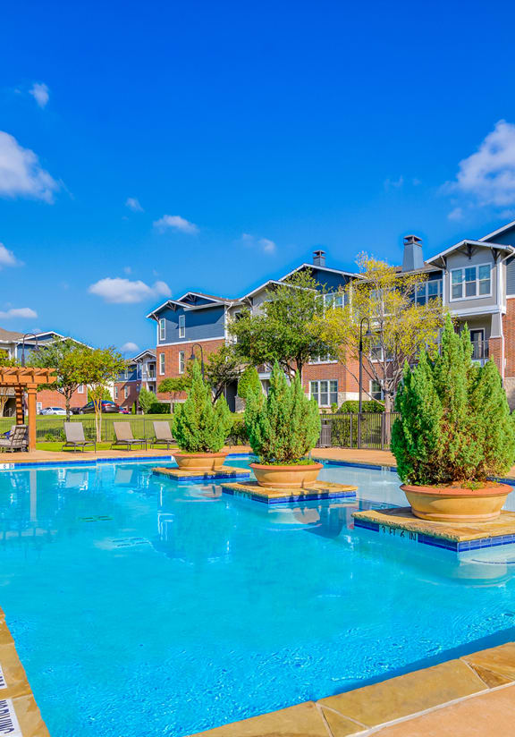 Mustang Park Apartments in Carrollton, TX Windsor Mustang Park